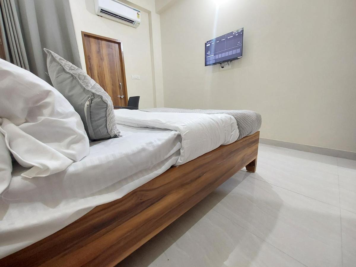 Homewood Suites Near Jaipur Airport Екстер'єр фото