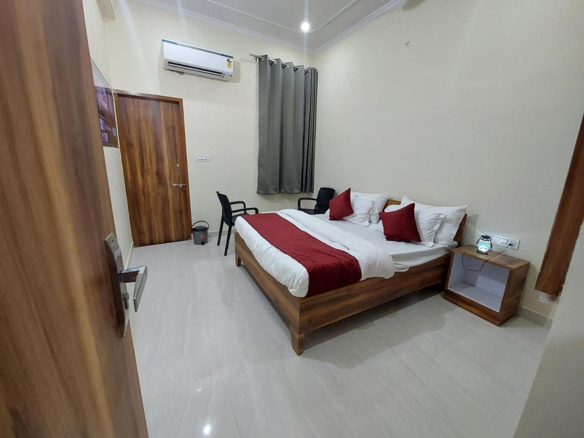 Homewood Suites Near Jaipur Airport Екстер'єр фото