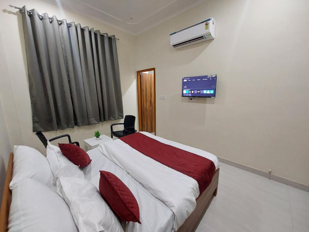 Homewood Suites Near Jaipur Airport Екстер'єр фото