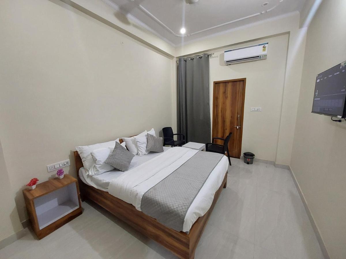 Homewood Suites Near Jaipur Airport Екстер'єр фото