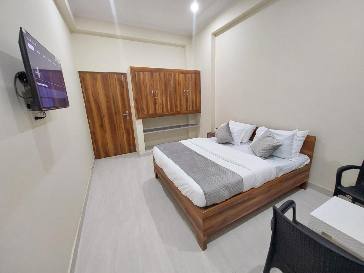 Homewood Suites Near Jaipur Airport Екстер'єр фото